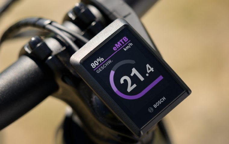 eBike Display mit Geschwindigkeit und Akku.