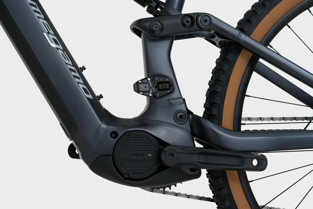 Megamo Ryal 10 Black