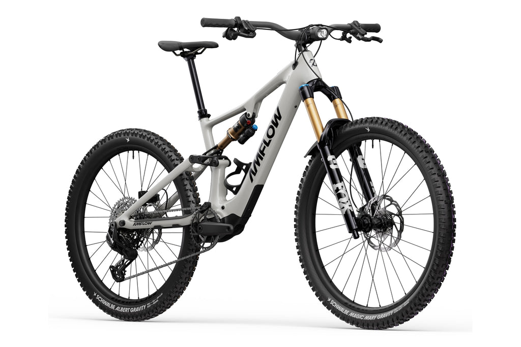 Amflow PX Carbon Pro in Moonstone Gray, schräge Vorderansicht