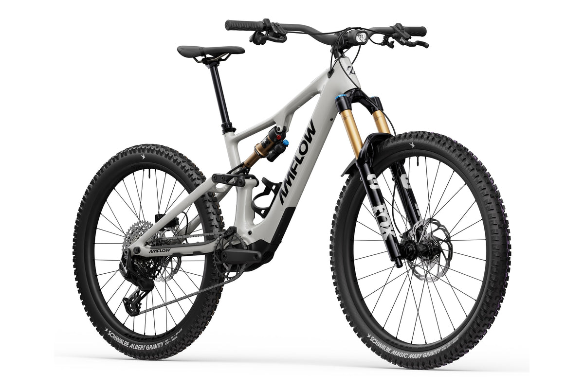 Amflow PX Carbon Pro in Moonstone Gray, schräge Vorderansicht