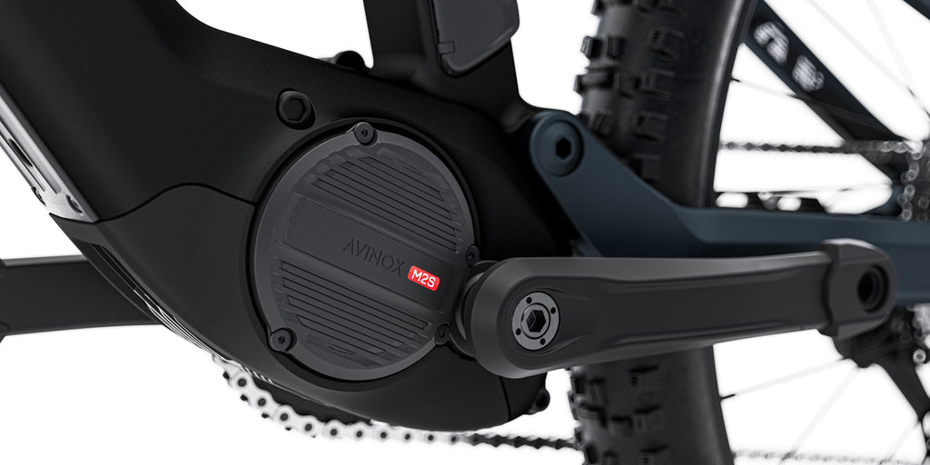 Avinox M2S Mittelmotor und Kurbel am Conway Ryvon 8.0 Avinox