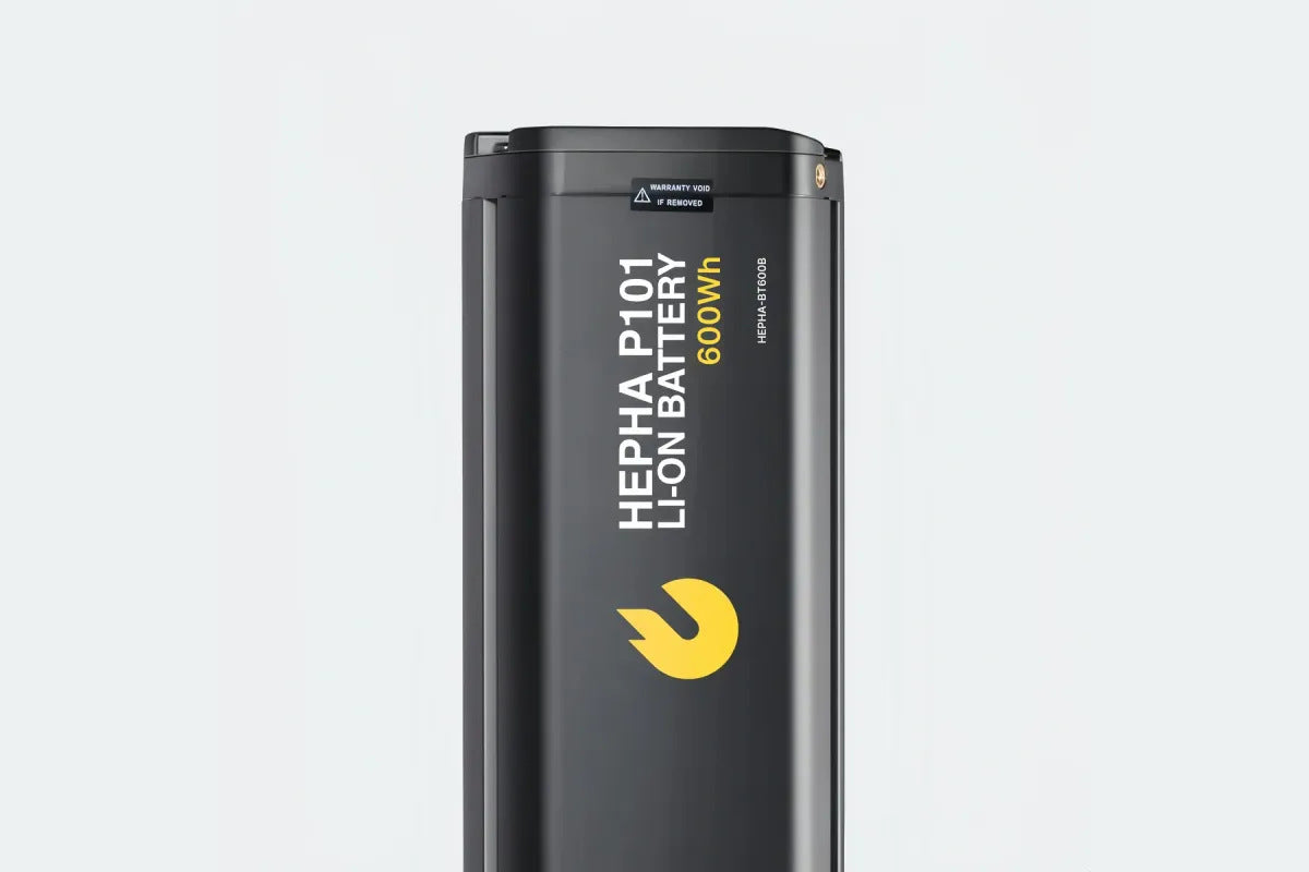 HEPHA BT-600B Lithium-Ionen-Akku mit 600 Wh und seitlicher Produktbeschriftung