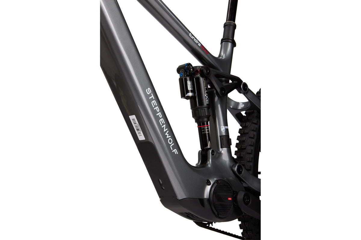 Steppenwolf Tundra 10 2027 in Titanium Grey Gloss – Rahmen und Hinterradfederung