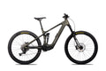 Steppenwolf Tundra 8 2027 in Moss Green Matte – Seitenansicht