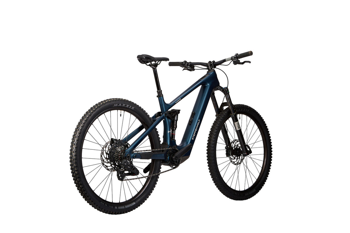 Steppenwolf Tundra 9 2027 in Atlas Blue Matte – schräge Rückansicht