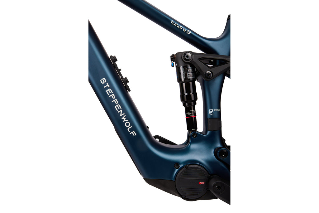 Steppenwolf Tundra 9 2027 in Atlas Blue Matte – Rahmen und Hinterradfederung