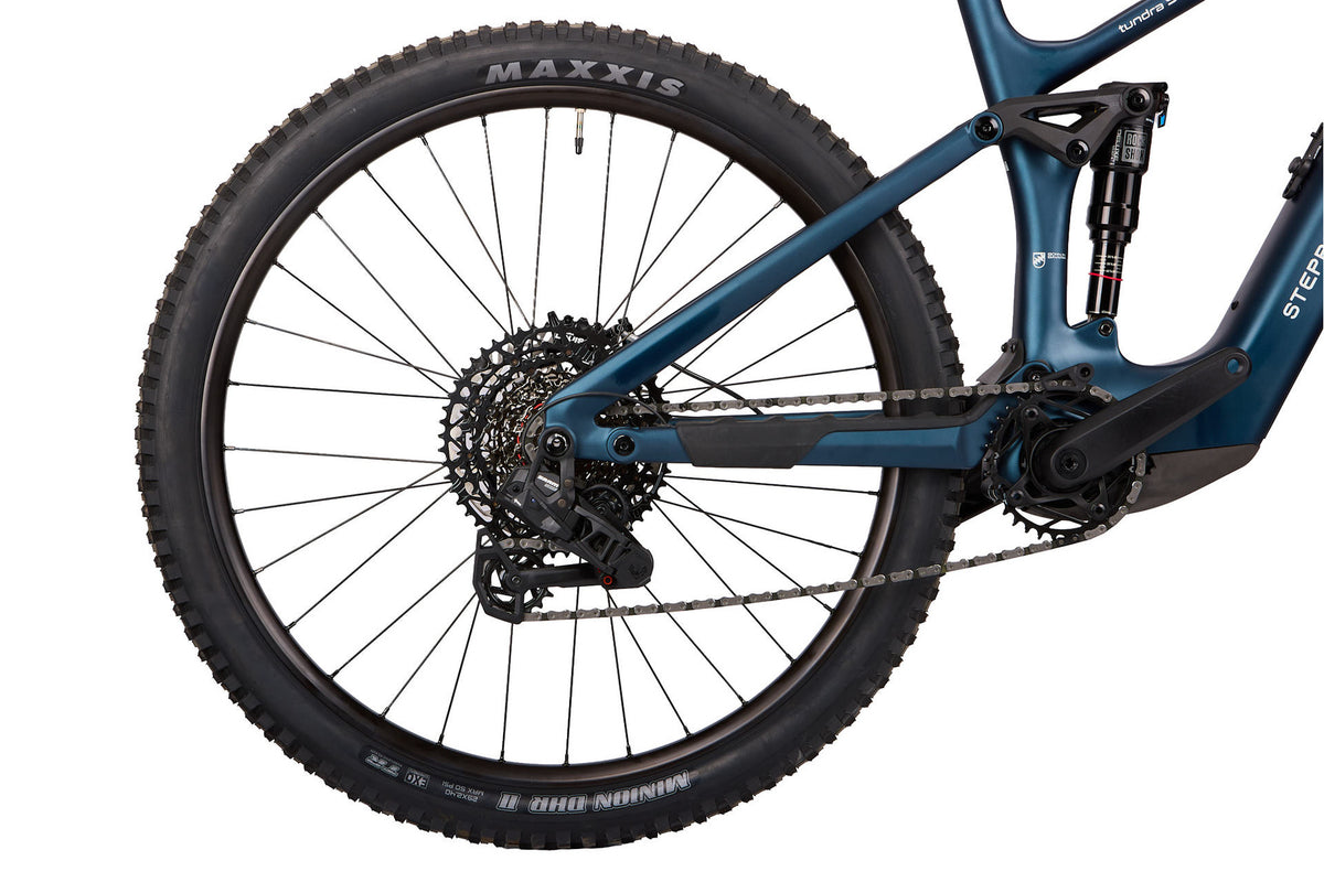Steppenwolf Tundra 9 2027 in Atlas Blue Matte – Hinterrad und Schaltung